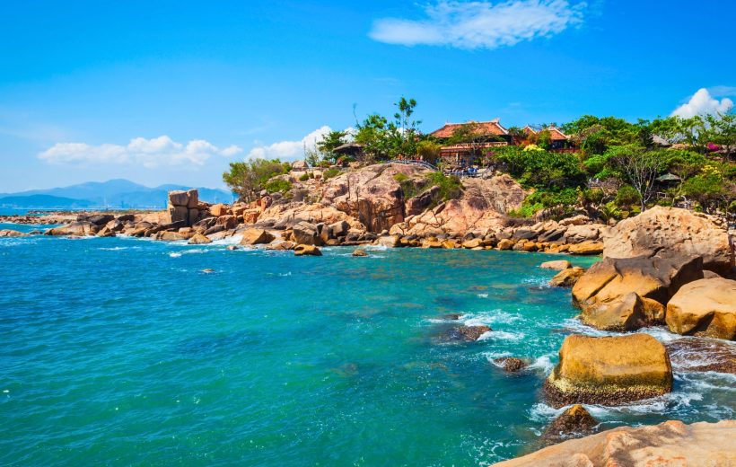 Signature Voyage Across Cultures: Grand Journey Through Vietnam & Cambodia 21 days