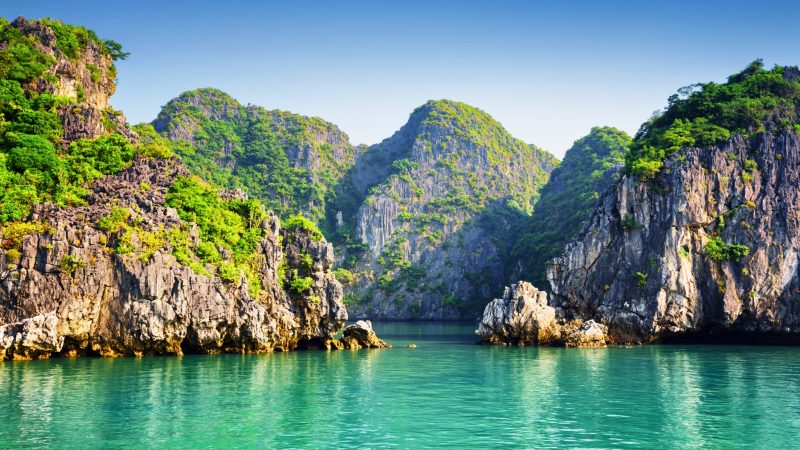 Balance & Renewal: Halong Bay Serenity to Yen Tu Spiritual Retreat 8 days — Gallery image 14